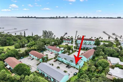13517 S Indian River Drive #806 1