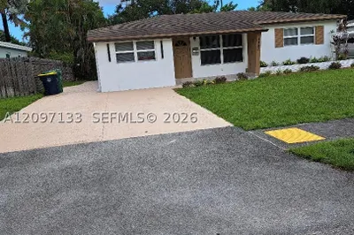 4982 SW 29th Ter 1