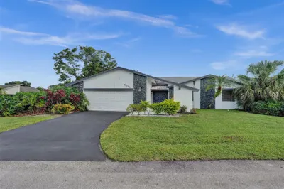 8230 Cassia Ter 1
