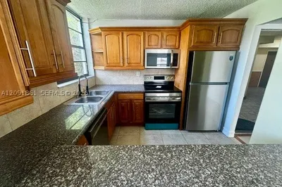 1754 NW 55th Ave #204 1