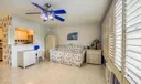 81 Farnham D Photo
