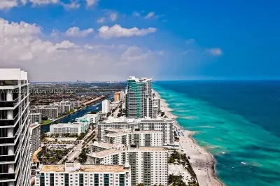 2200 E Hallandale Beach Blvd #108 1