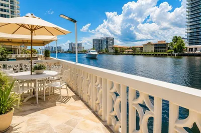 1801 S Ocean Dr #340 1