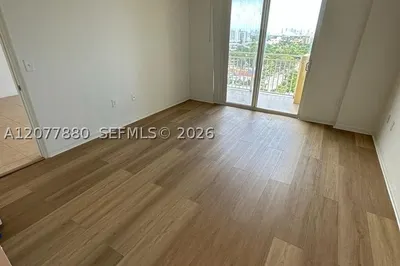 215 SW 42nd Ave #PH11 1