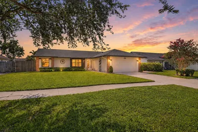 294 NW 42nd Way 1