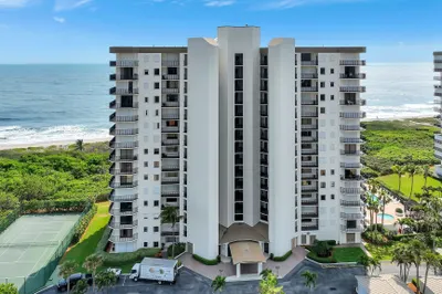3150 N Hwy A1a #1402 1