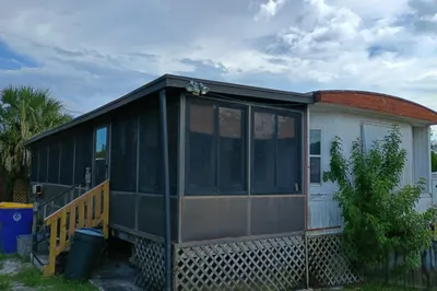 7930 SE Cactus Trail 1