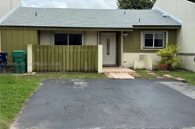 11504 SW 124th Ct 1