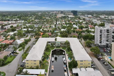 3000 NE 48th Street #206 1