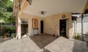 720 E 8th Ln Photo