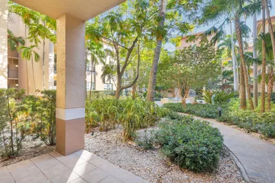1805 N Flagler Drive #106 1