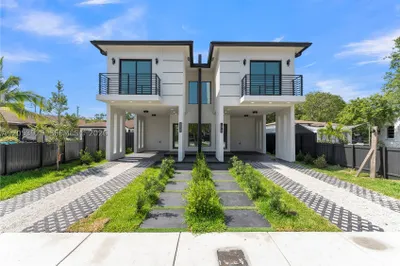 1816 NW 49th St 1