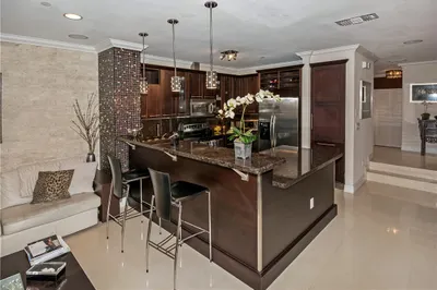 10 SW 108th Ave #E8 1