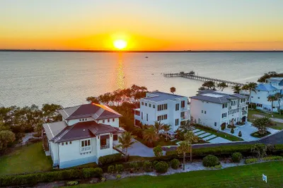 7683 Pelican Pointe Drive 1