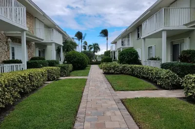 5500 Old Ocean Boulevard #104 1