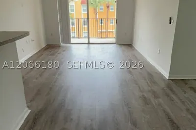 2440 E Preserve Way #303 1