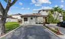 3916 SW 68th Way #13-G Photo