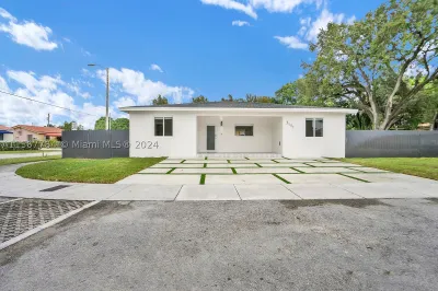 3151 NW 14th St 1