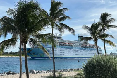 Watch the Boats go by.