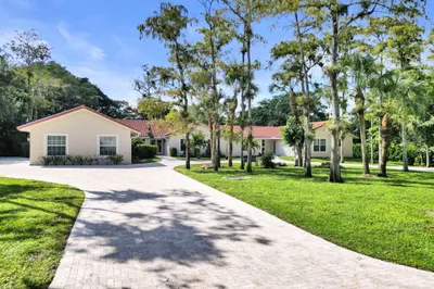 5000 NW 81st Avenue 1