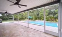 304 Circle W Photo