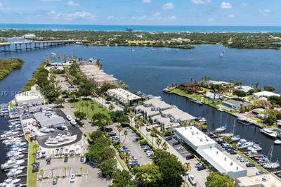 23 Royal Palm Pt #B 1