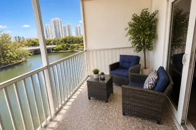 300 Diplomat Parkway #514 1
