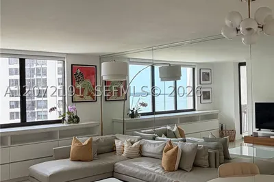 540 Brickell Key Dr #1101 1