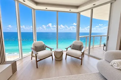 17555 Collins Ave #1908 1