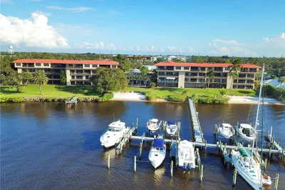 624 SW Saint Lucie Crescent #304 1