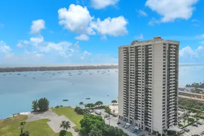 5600 N Flagler Drive #2301