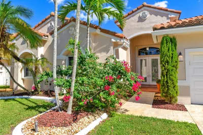341 SW 184th Ter 1