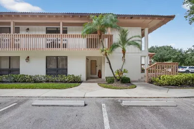 124 BRACKENWOOD Road #124 1