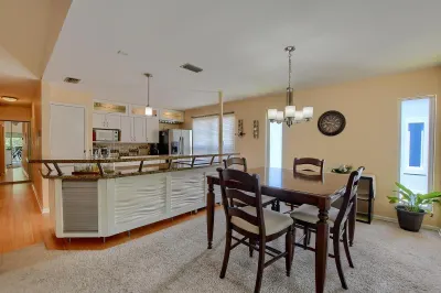 6237 Old Court Road #203 1