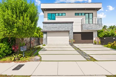 315 NE 15th Avenue 1