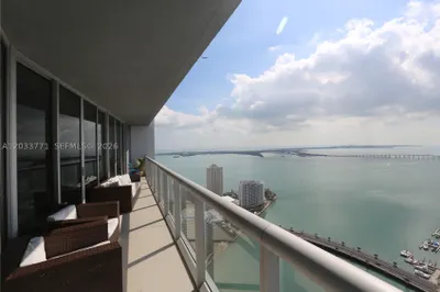 495 Brickell Ave #4703 1
