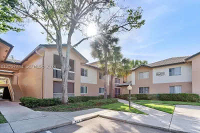 9777 Westview Dr #1121 1