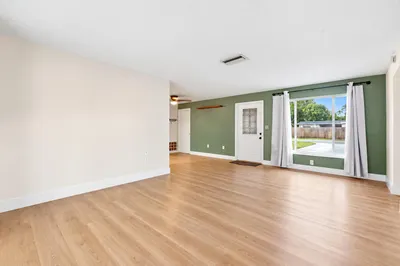 6420 NW 29th Street 1