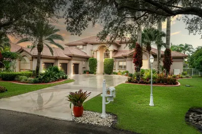 10613 Indian Trail 1