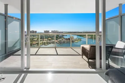 400 Sunny Isles Blvd #1904 1