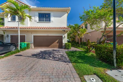 5931 NW 56th Place #Unit 5931 1