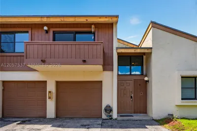 11549 SW 109th Rd #27D 1