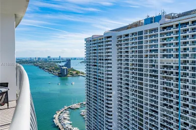 1750 N Bayshore Dr #3410 1
