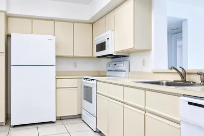 7370 S ORIOLE Boulevard #306-C 1