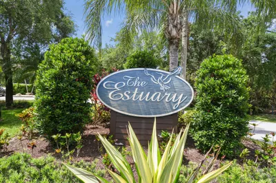 2233 NW 22nd Avenue #102 1