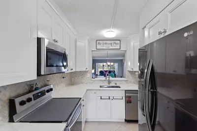 5620 Spindle Palm Court #B 1