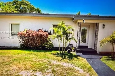 6566 SW 52nd Ter 1