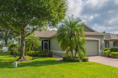 3153 Ashford Square 1