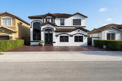 15350 SW 11 St 1