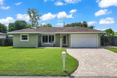 6602 NW 93rd Ave 1
